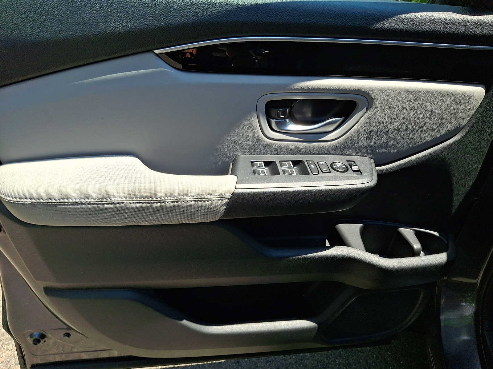 Certified 2023 Honda Pilot LX image 12