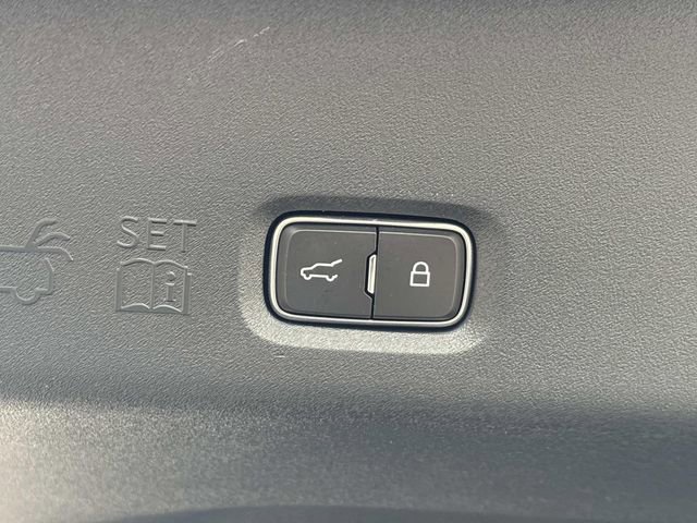 New 2026 Lincoln Navigator L Premier image 13