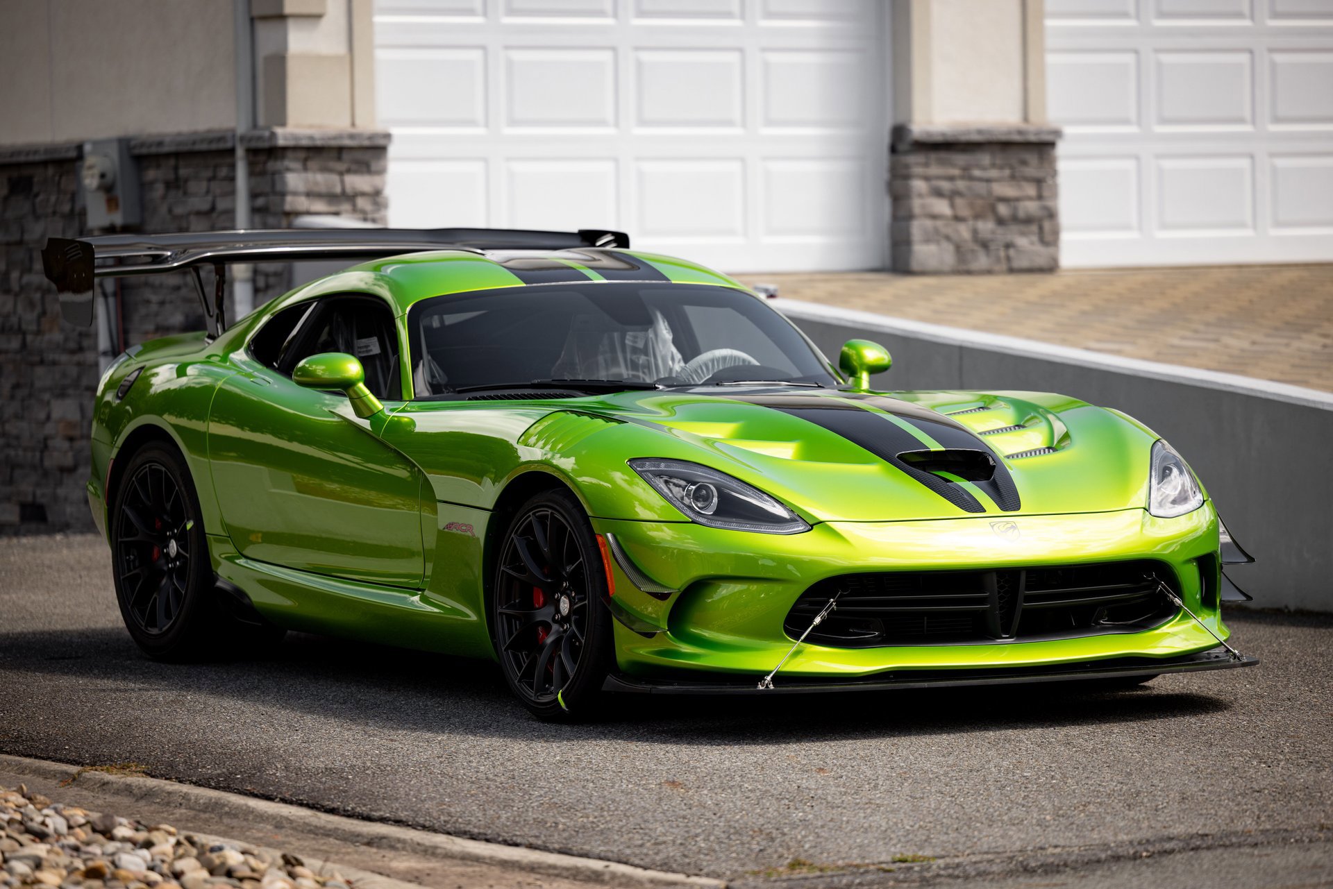 Used 2017 Dodge Viper GTC w/ ACR Package RWD image 12