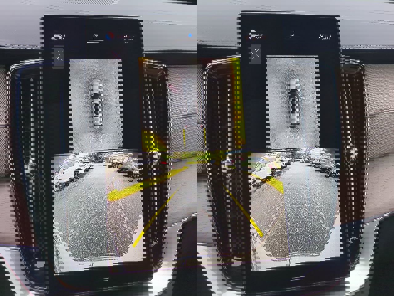 New 2026 Volvo XC90 B6 Plus w/ Protection Package Premier image 19