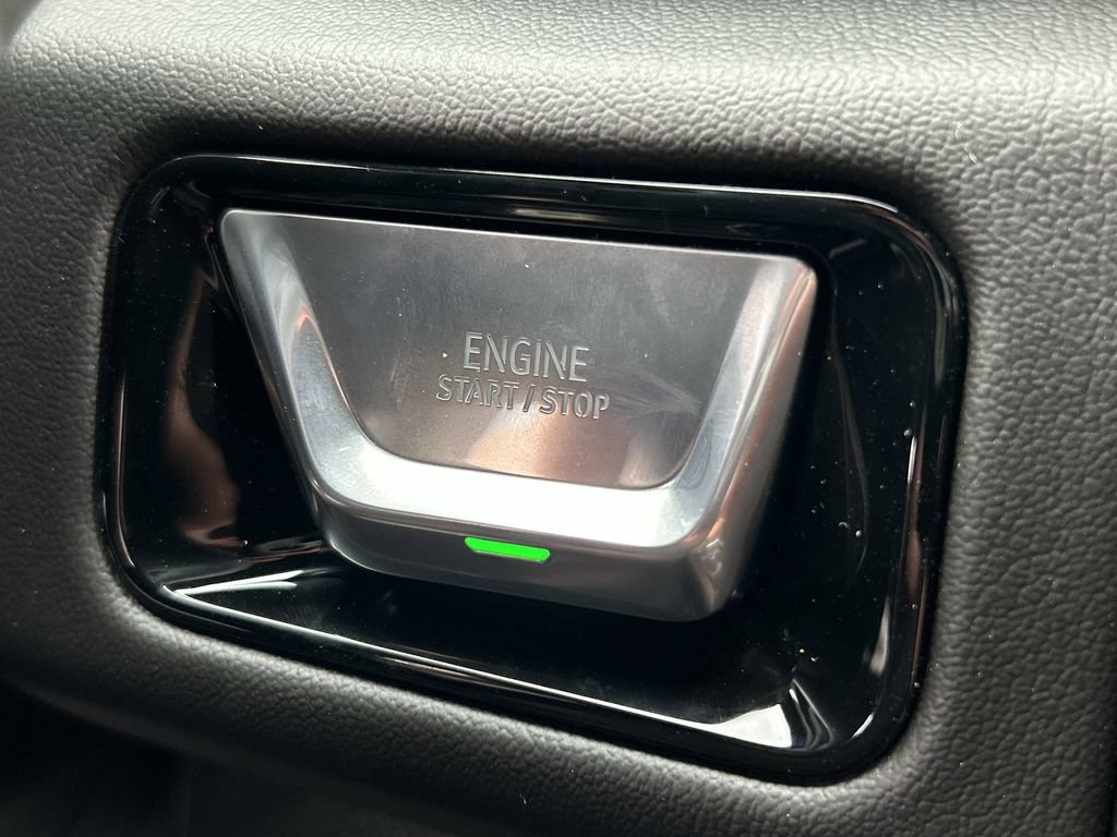 New 2026 GMC Yukon XL Denali AWD/4WD image 17