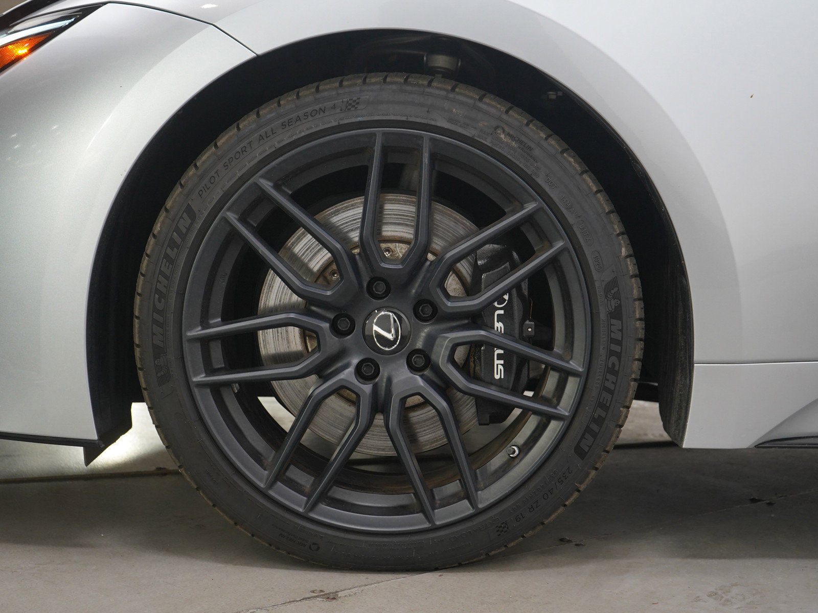 Used 2024 Lexus IS 500 RWD image 30