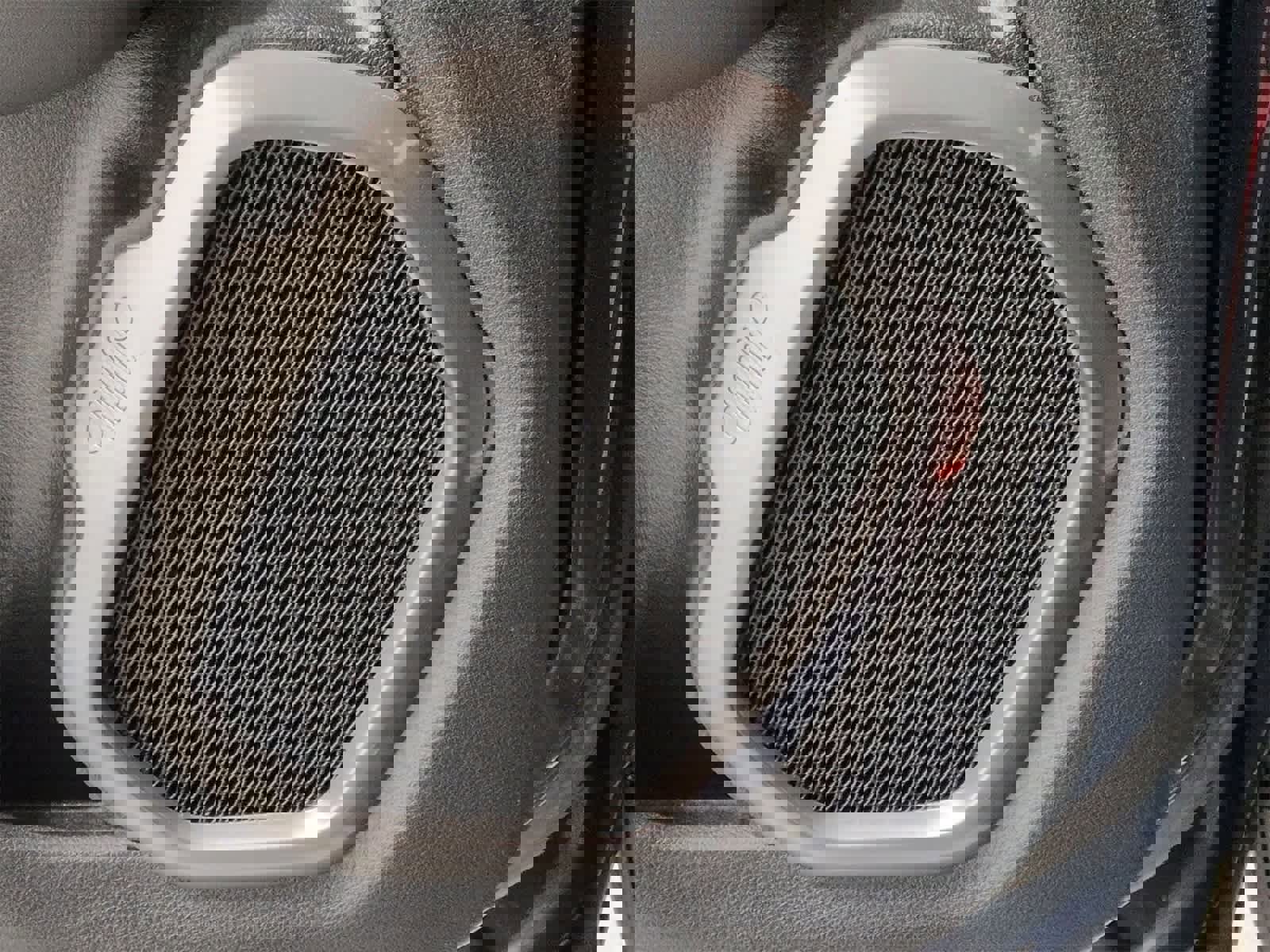 Certified 2021 Jeep Renegade Limited image 31