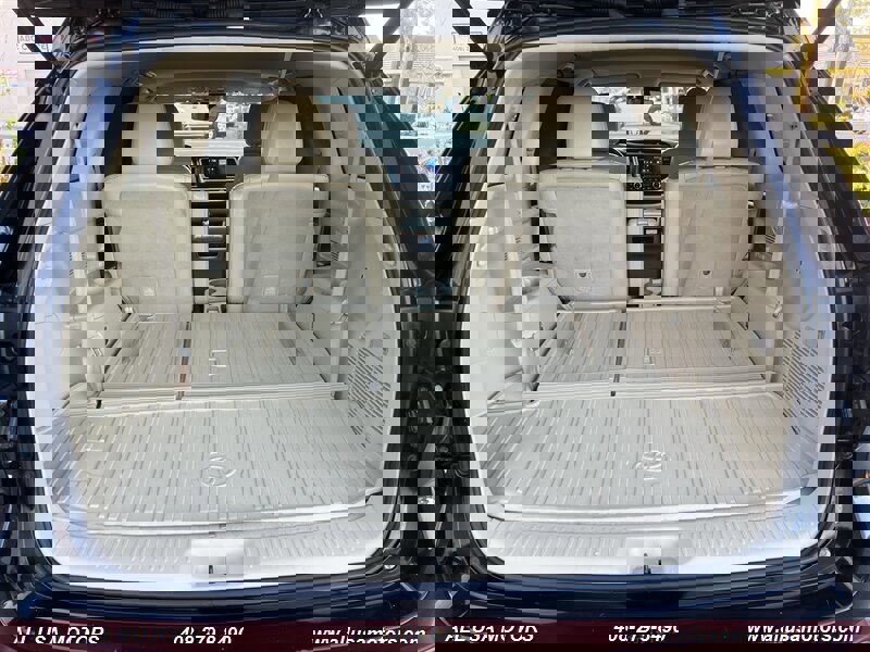 Used 2017 Toyota Highlander Limited image 28