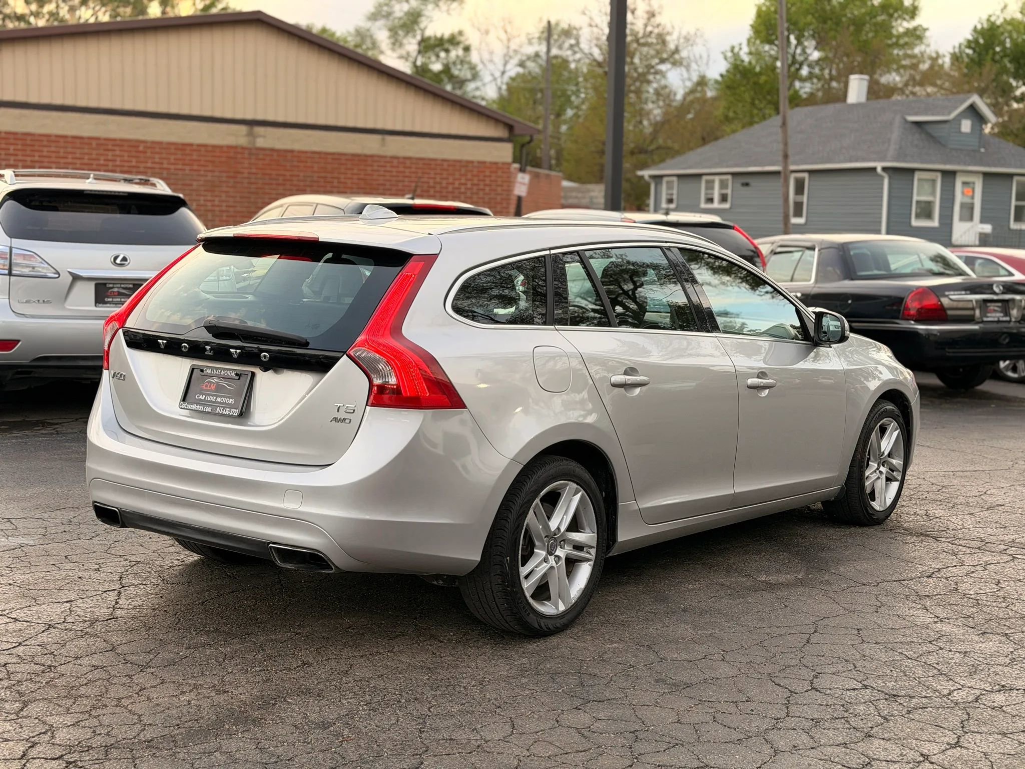 Used 2015 Volvo V60 T5 Platinum AWD/4WD image 4
