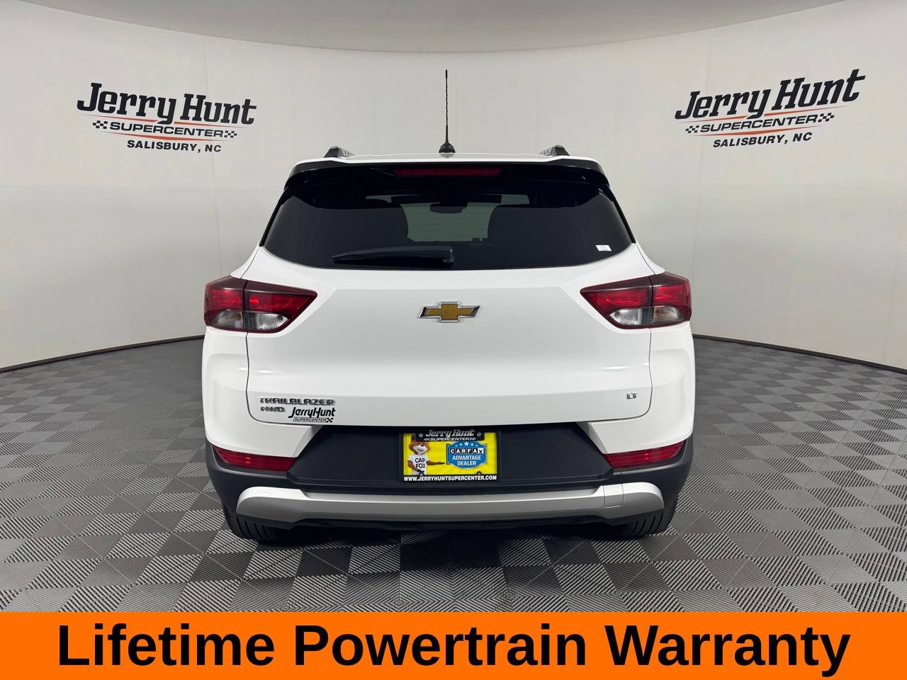 Used 2025 Chevrolet TrailBlazer LT AWD/4WD image 8