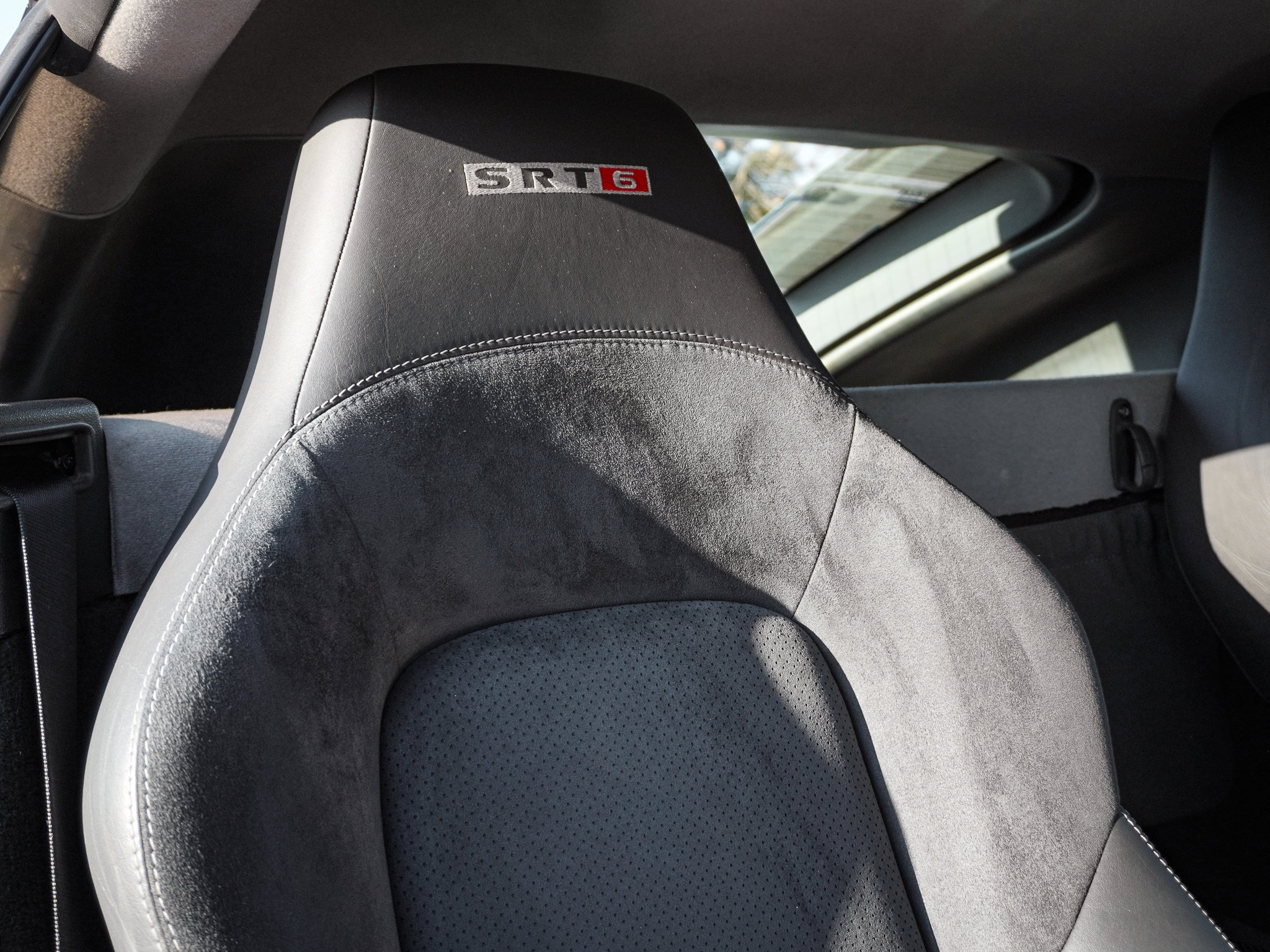 Used 2005 Chrysler Crossfire SRT-6 image 30