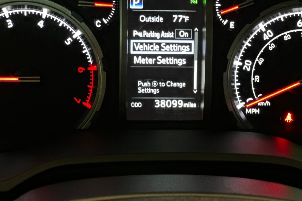 Used 2023 Toyota 4Runner Limited AWD/4WD image 29