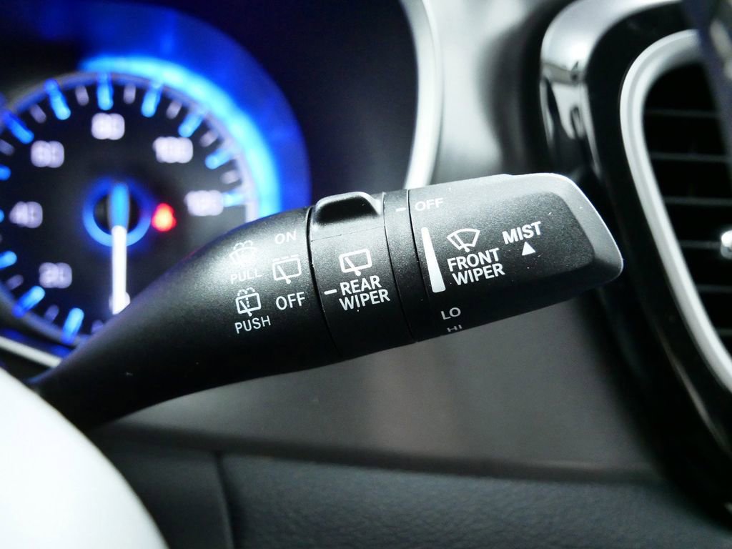 New 2024 Chrysler Pacifica Touring-L image 51