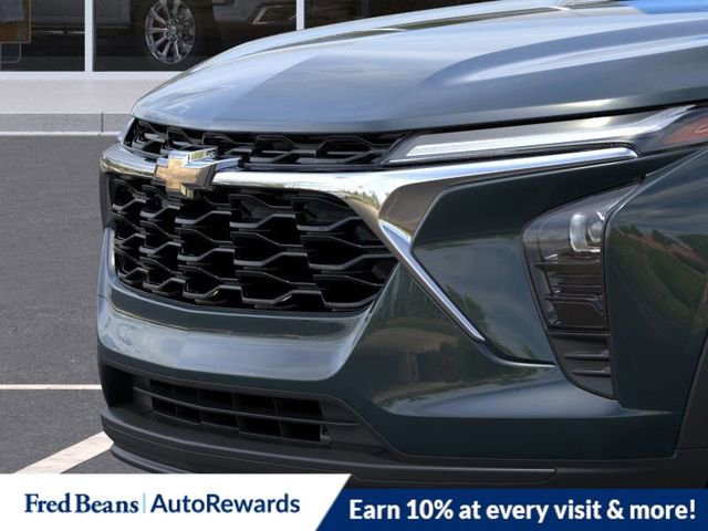 New 2025 Chevrolet Trax LS w/ Driver Confidence Package image 13