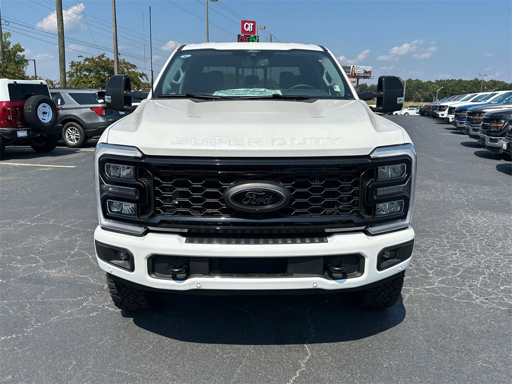 New 2025 Ford F350 4x4 Crew Cab Super Duty image 8