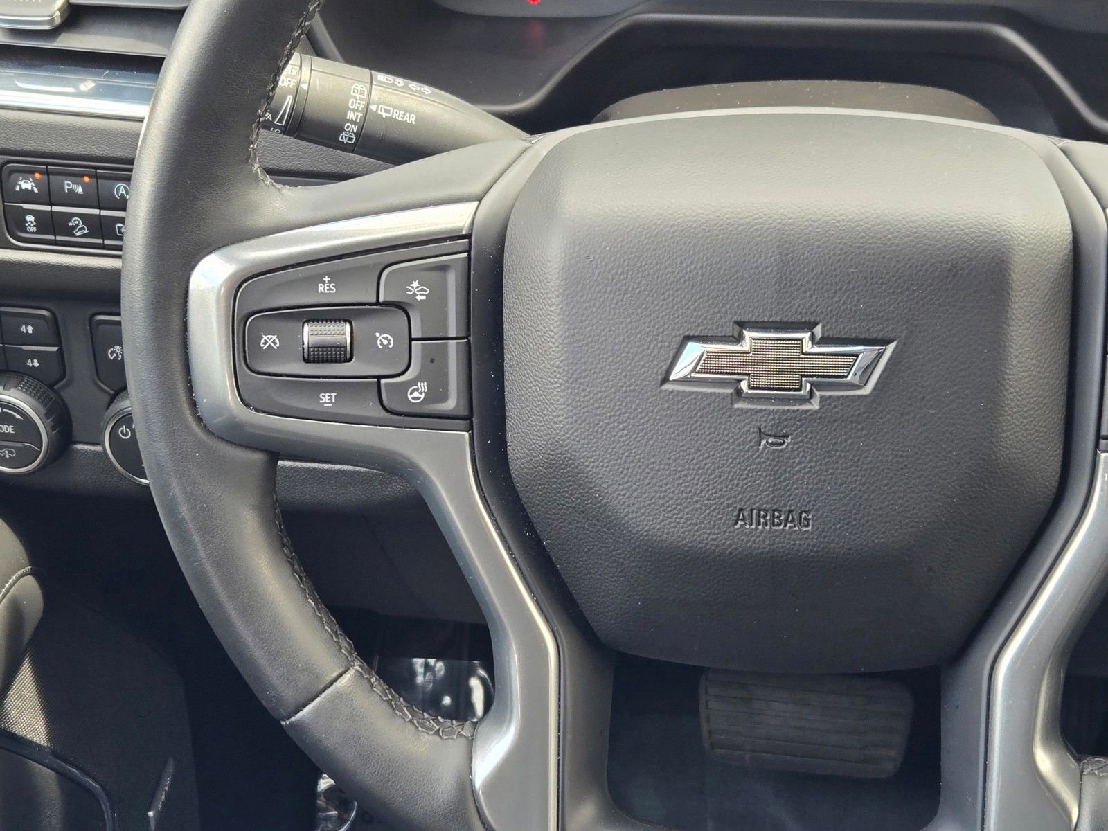 Used 2023 Chevrolet Tahoe Z71 w/ Z71 Off-Road Package image 16