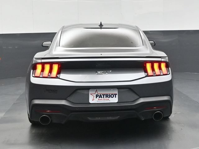 Used 2024 Ford Mustang GT RWD image 23