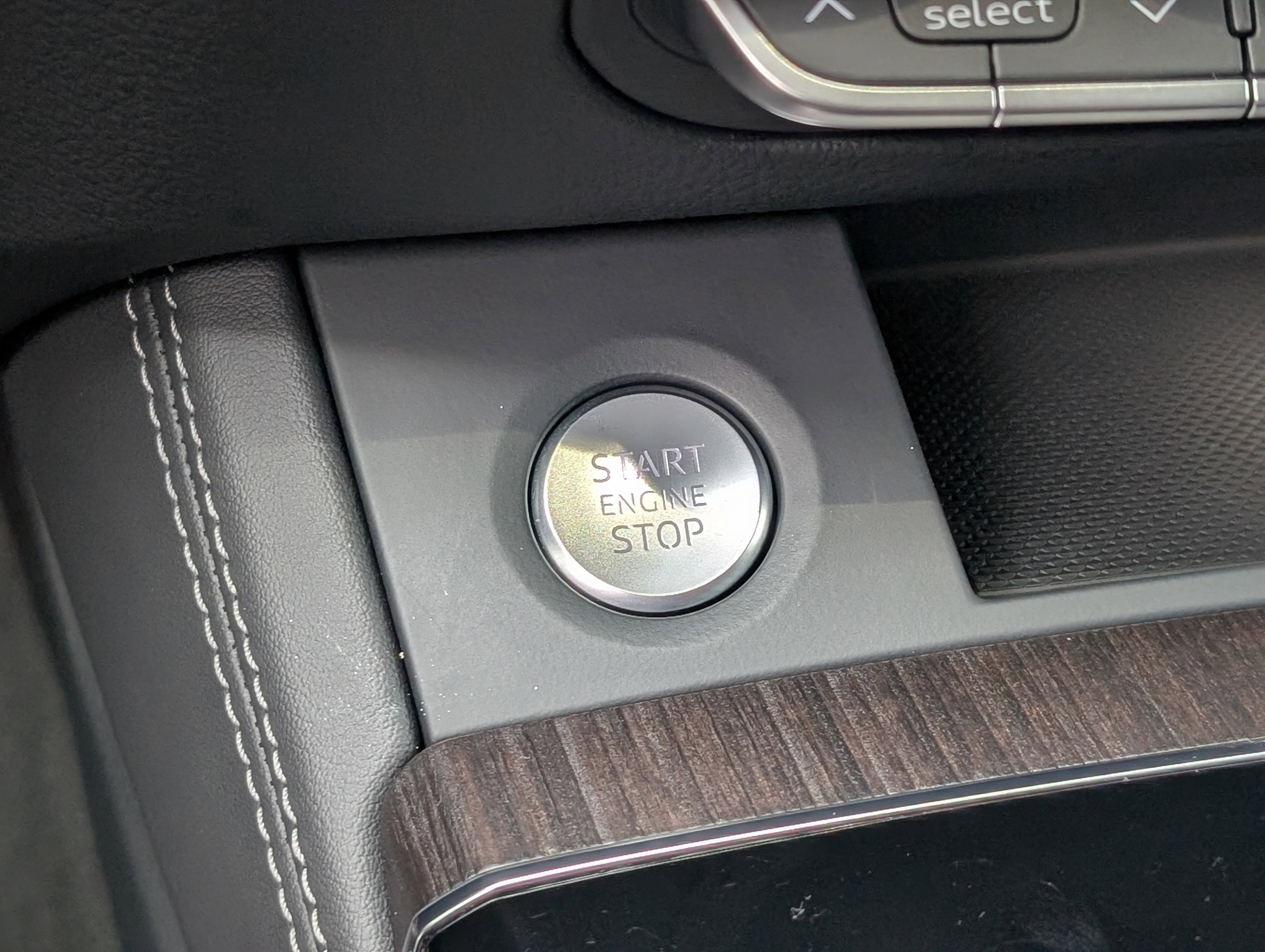 Used 2024 Audi Q5 e Premium Plus image 35