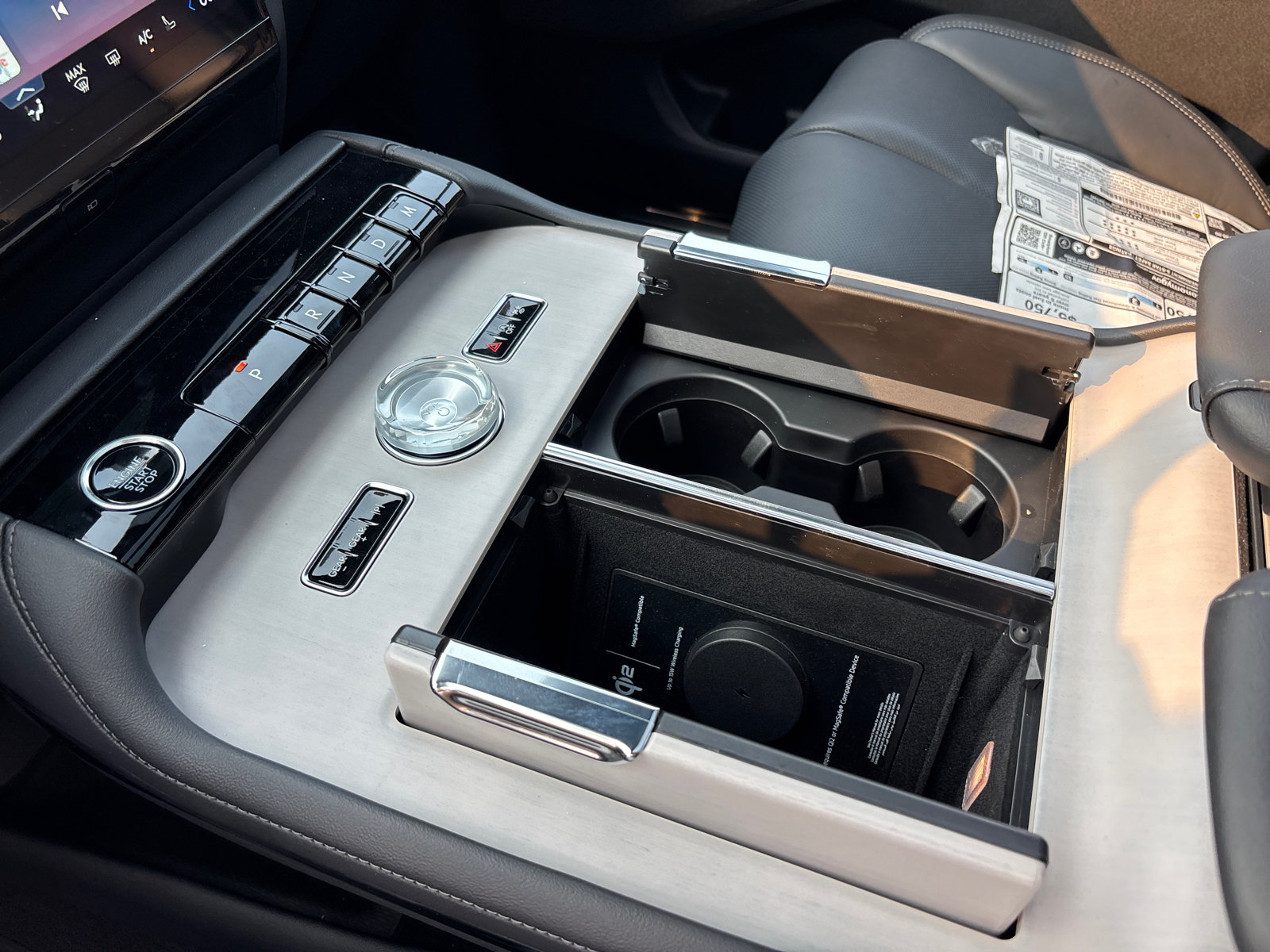 New 2027 Lincoln Navigator Reserve w/ Jet Appearance Package AWD/4WD image 23