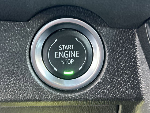 Used 2025 Chevrolet Traverse LT image 17