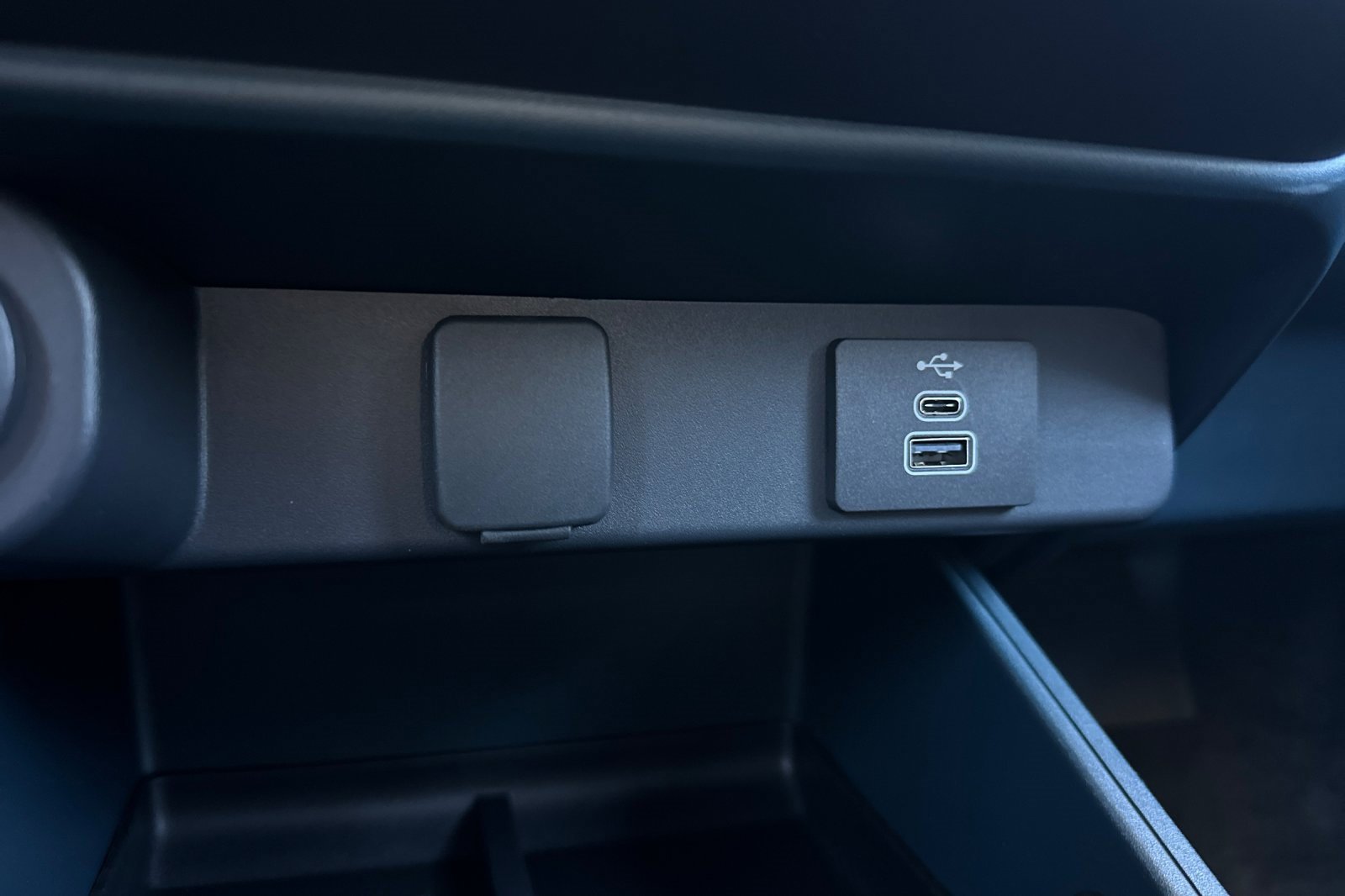 New 2025 Ford Maverick XLT w/ XLT Luxury Package image 26