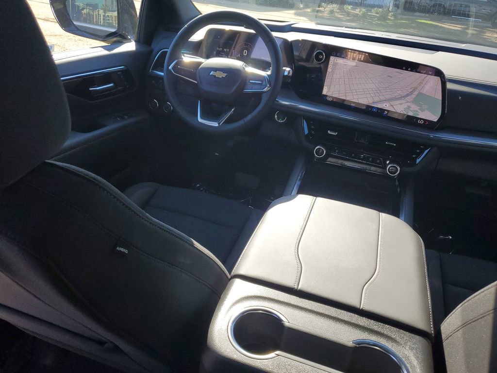 New 2026 Chevrolet Suburban LS image 10