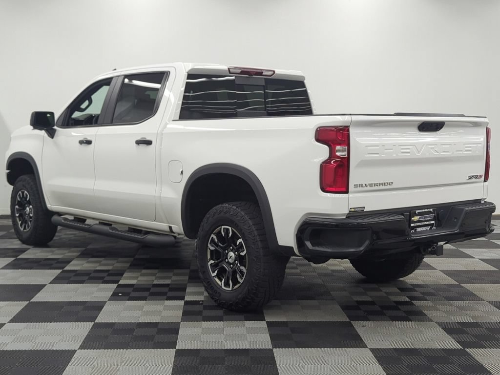 Used 2024 Chevrolet Silverado 1500 ZR2 AWD/4WD image 5