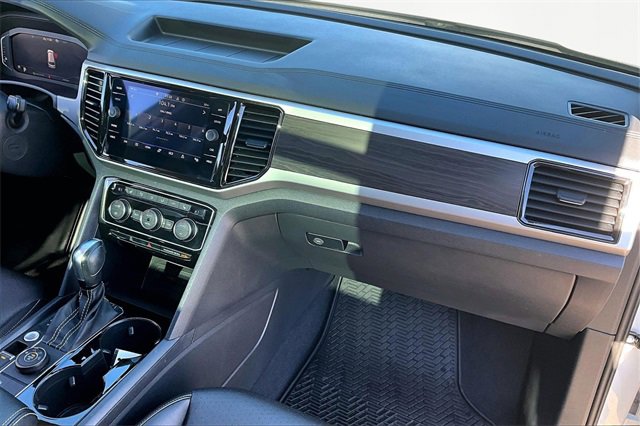 Used 2022 Volkswagen Atlas SE image 16