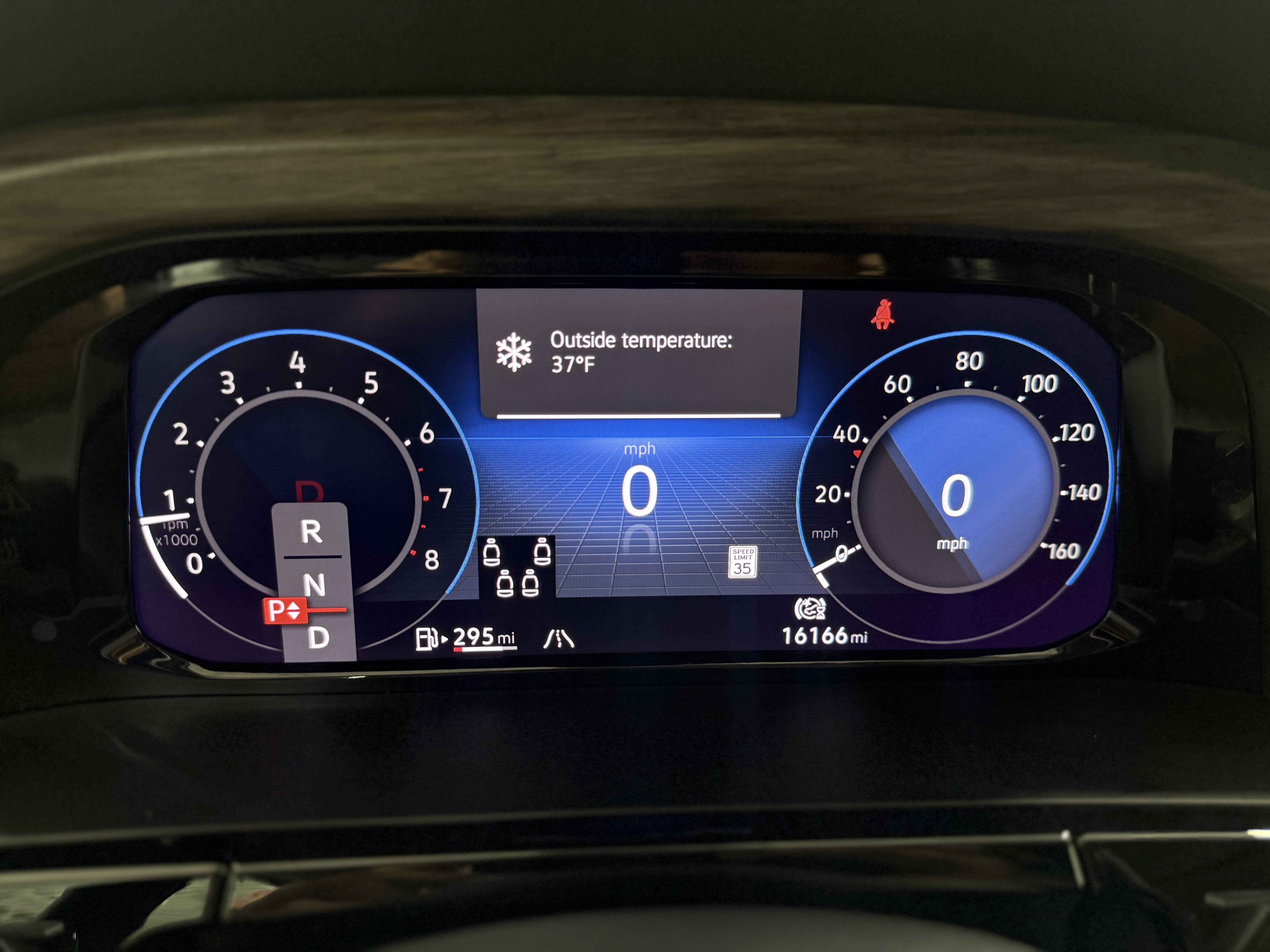 Used 2024 Volkswagen Atlas SEL Premium R-Line image 17