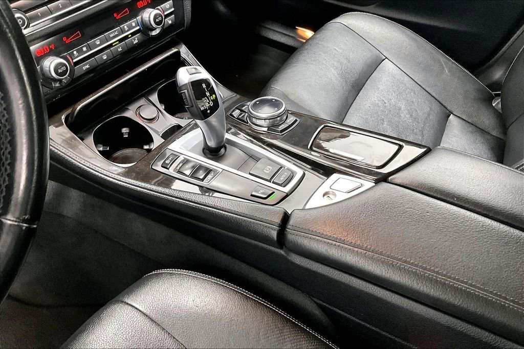 Used 2014 BMW 528i Sedan image 16