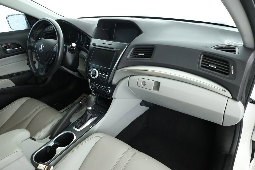 Used 2020 Acura ILX w/ Premium Package image 21