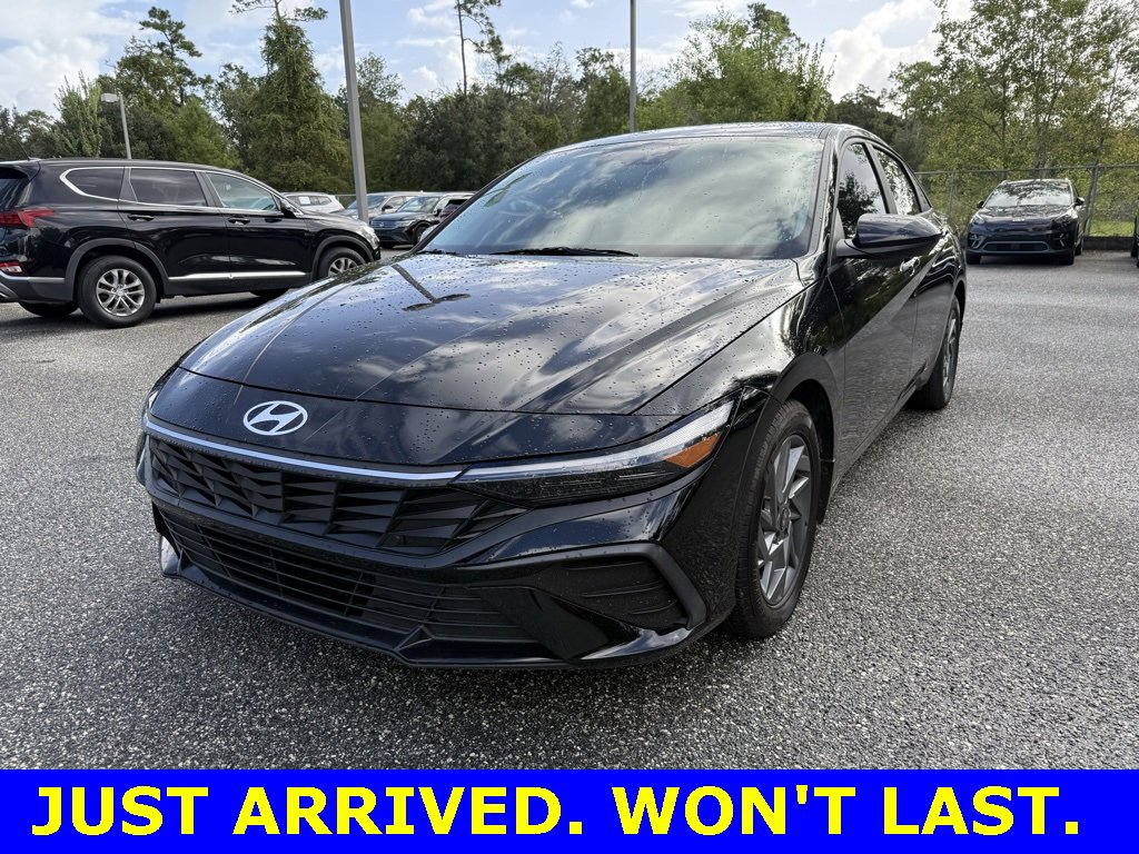 Used 2024 Hyundai Elantra SEL