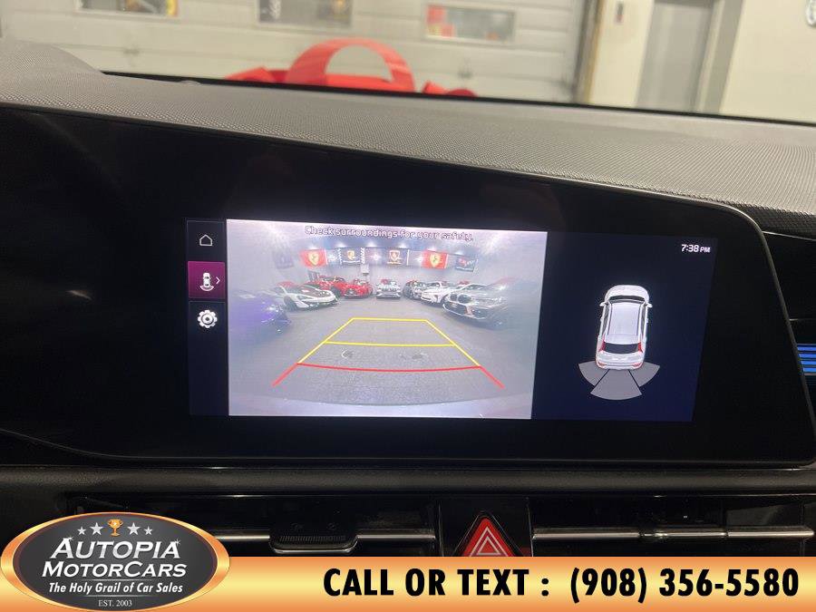 Used 2023 Kia Niro EX Touring FWD image 32