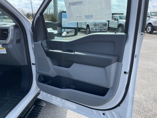 New 2026 Ford F350 XL image 48
