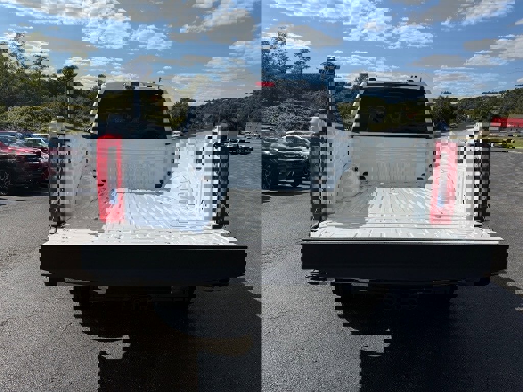 New 2026 Ford F350 4x4 Crew Cab Super Duty image 4