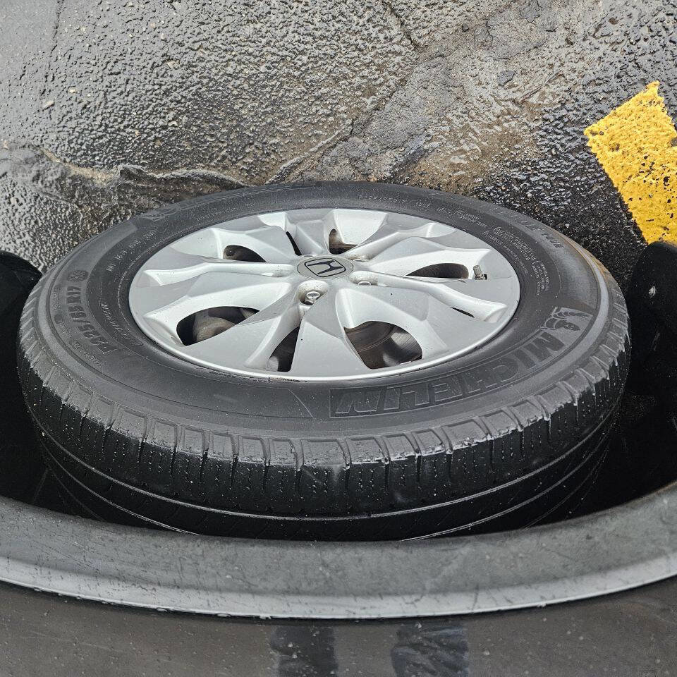 Used 2013 Honda CR-V EX image 16