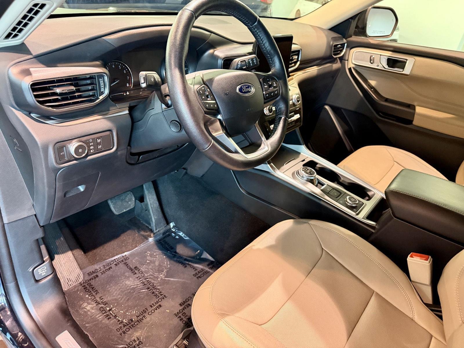 Used 2020 Ford Explorer Limited AWD/4WD image 39