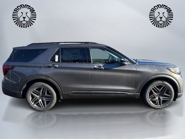 New 2026 Ford Explorer ST w/ Sun And Sound Package image 4