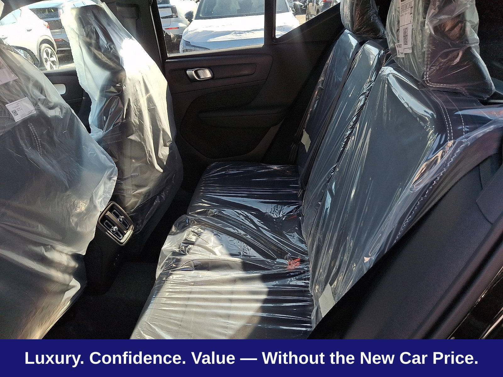 New 2026 Volvo XC40 B5 Ultra w/ Protection Package Premier AWD/4WD image 7