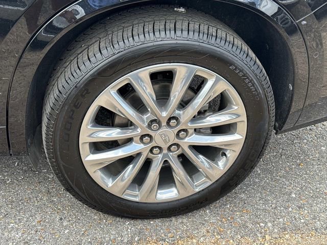 Used 2022 Cadillac XT6 Premium Luxury w/ Technology Package image 5