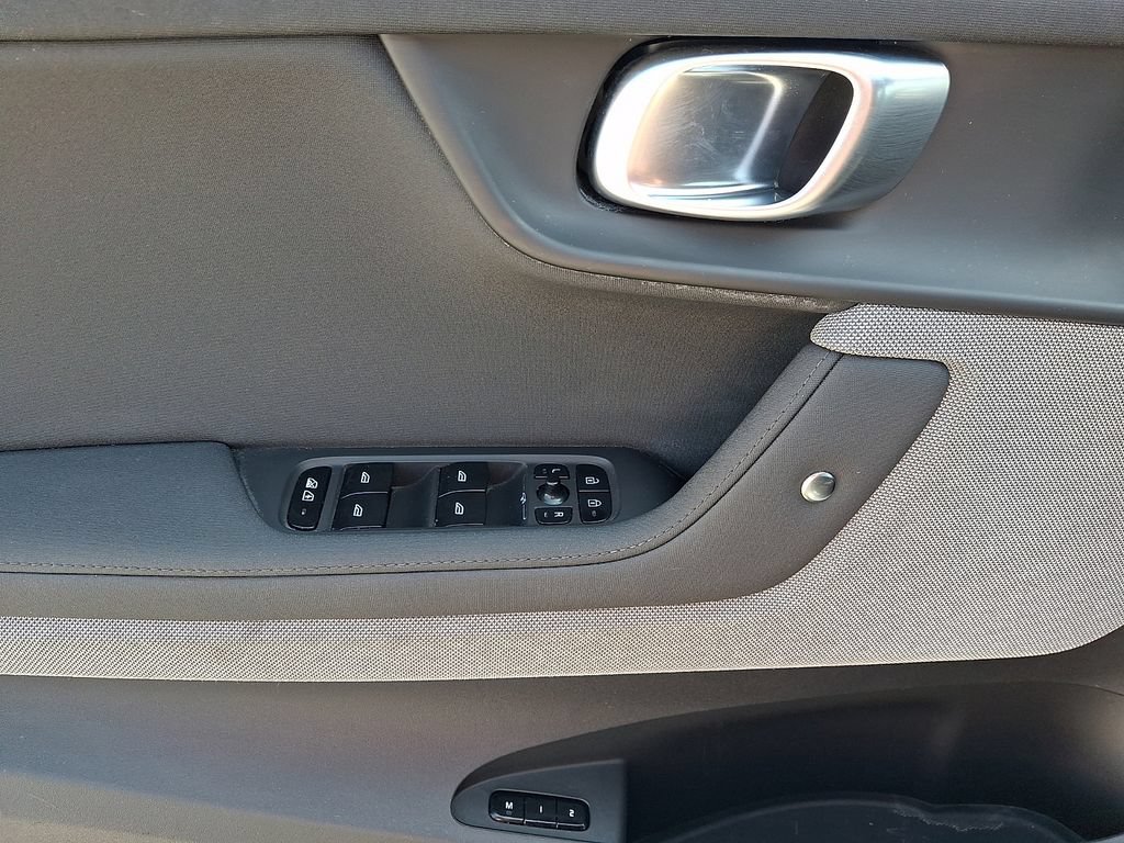 Used 2023 Polestar Polestar 2 FWD image 14