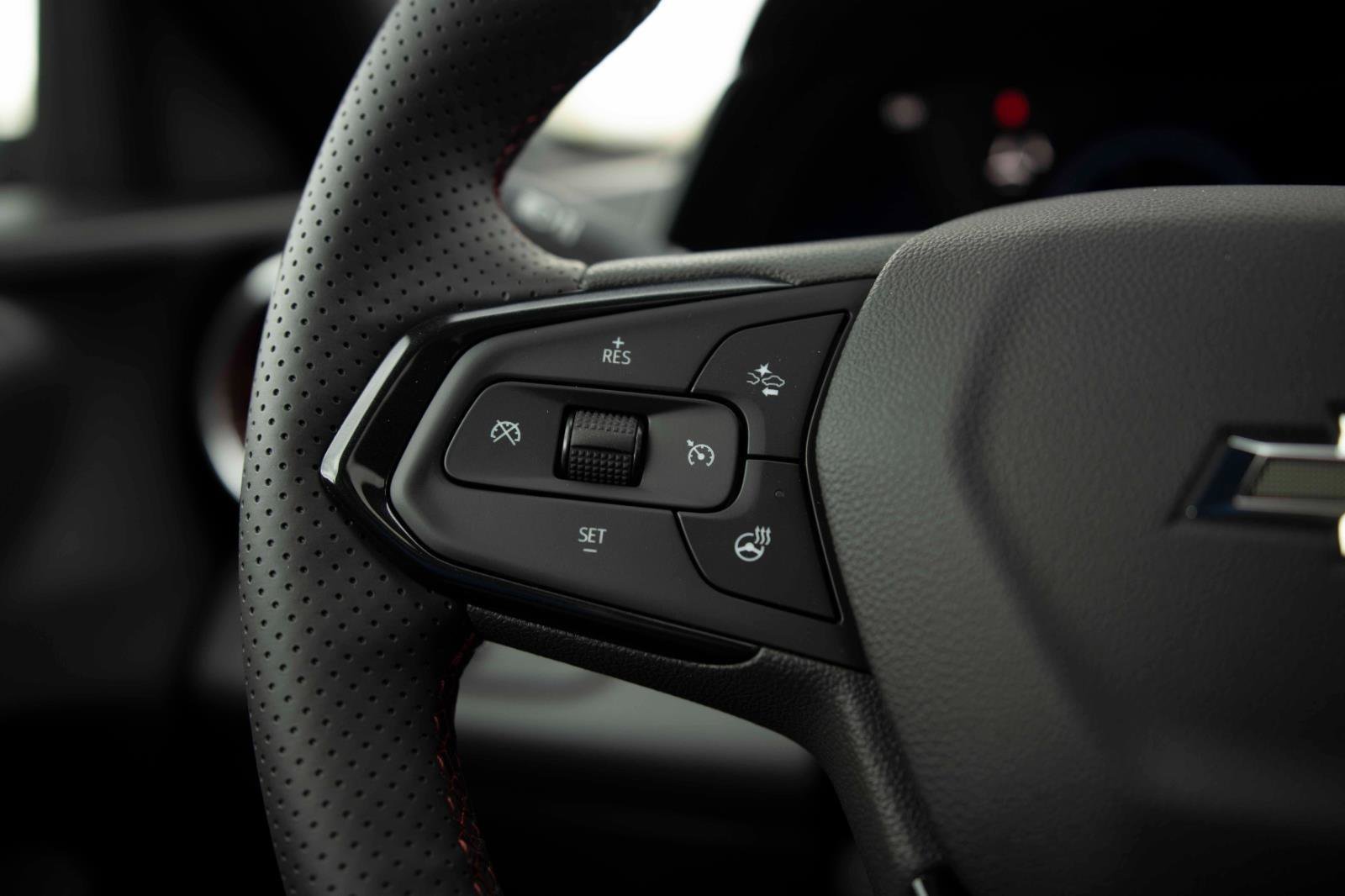 New 2026 Chevrolet Trax RS w/ Driver Confidence Package FWD image 16