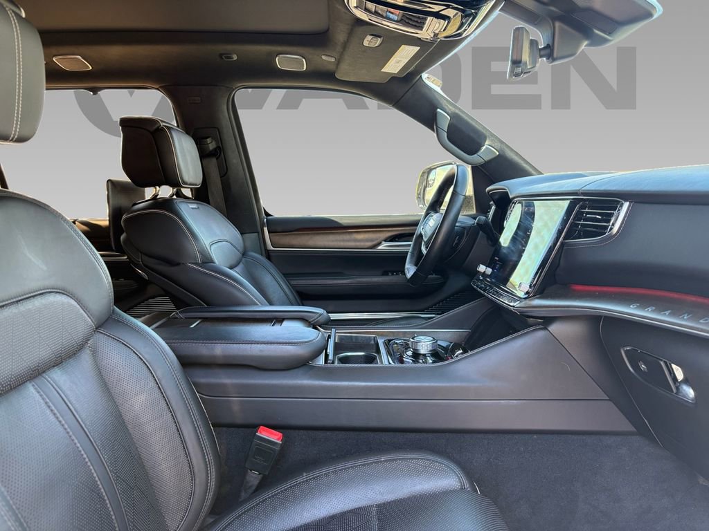 Used 2022 Jeep Grand Wagoneer Series II w/ Premium Group II image 10