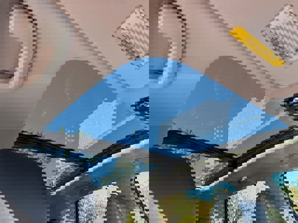 Used 2019 Kia Sorento SX w/ SX Touring Package image 9