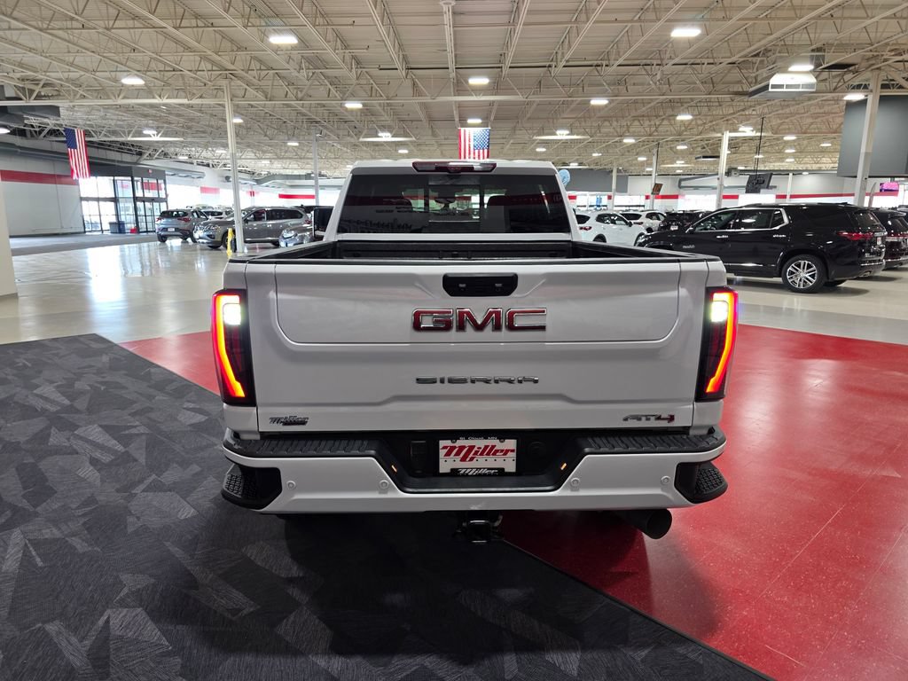 Certified 2024 GMC Sierra 3500 AT4 w/ Technology Package AWD/4WD image 5