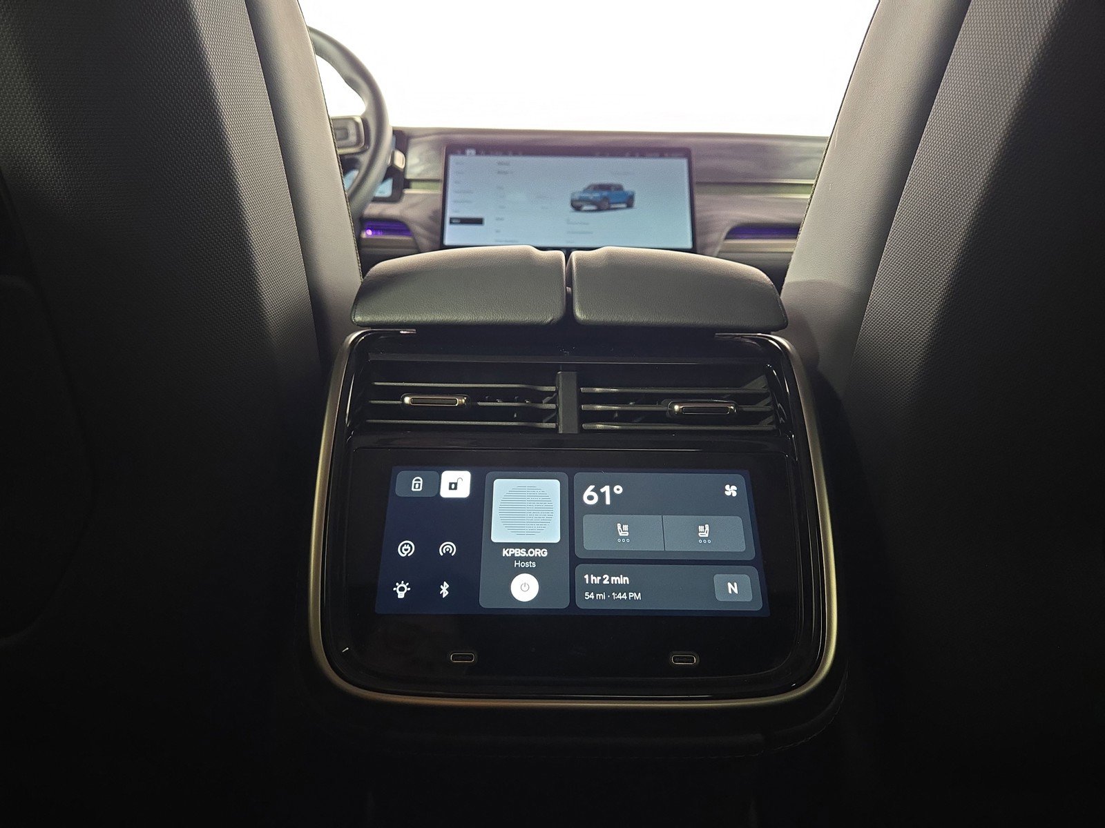 Used 2022 Rivian R1T Adventure image 28