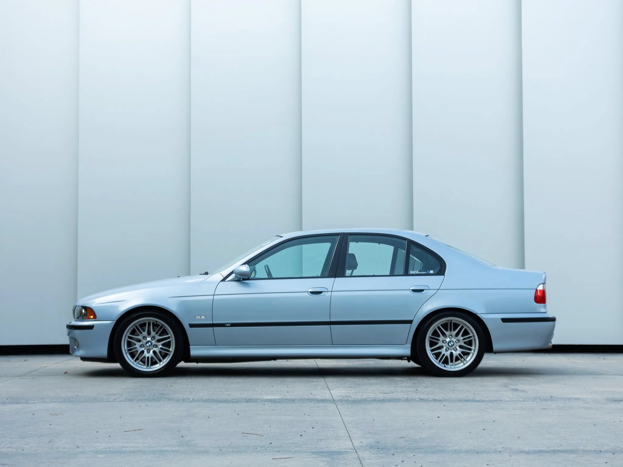 Used 2001 BMW M5 RWD image 11