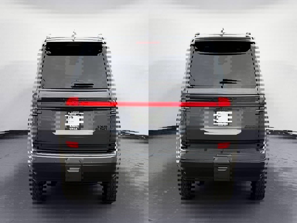 Used 2025 Lexus GX 550 w/ Accessory Package (2T) image 6