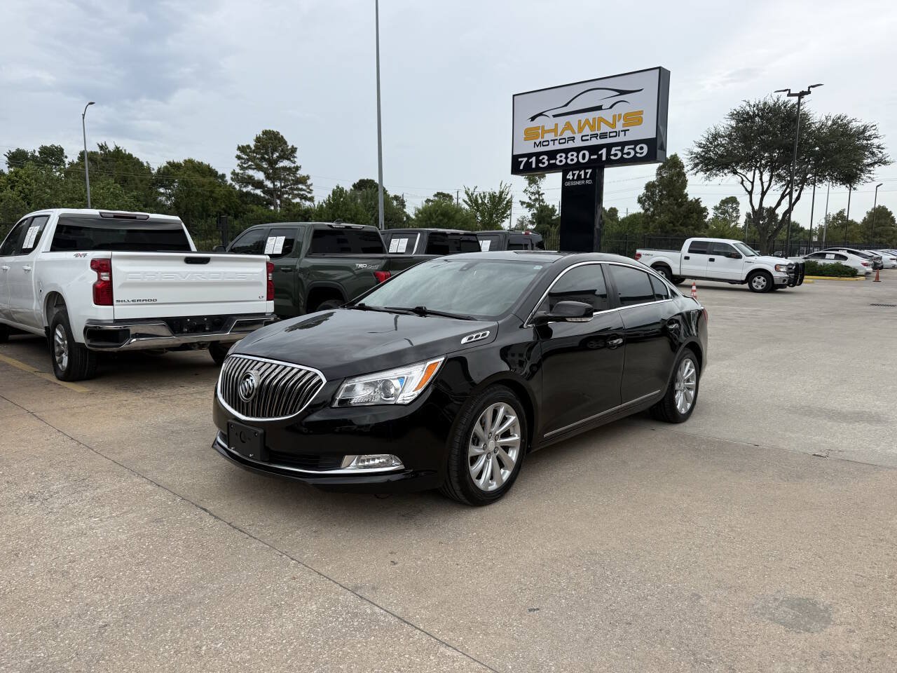 Used 2015 Buick LaCrosse Leather FWD image 3