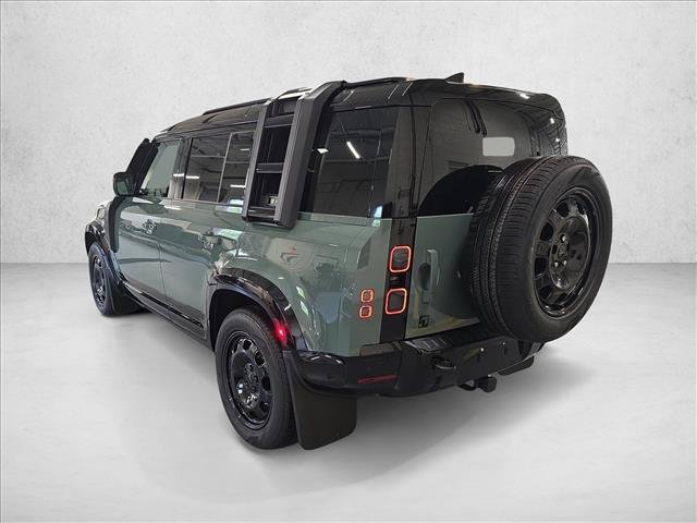 Used 2026 Land Rover Defender 110 Trophy Edition AWD/4WD image 7