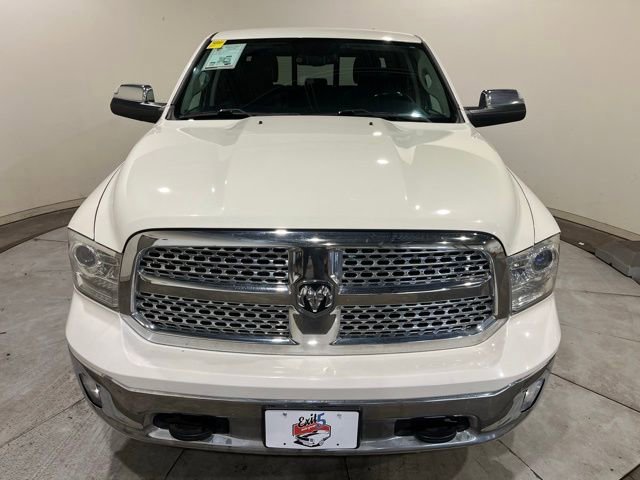 Used 2016 RAM 1500 Laramie w/ Convenience Group AWD/4WD image 4