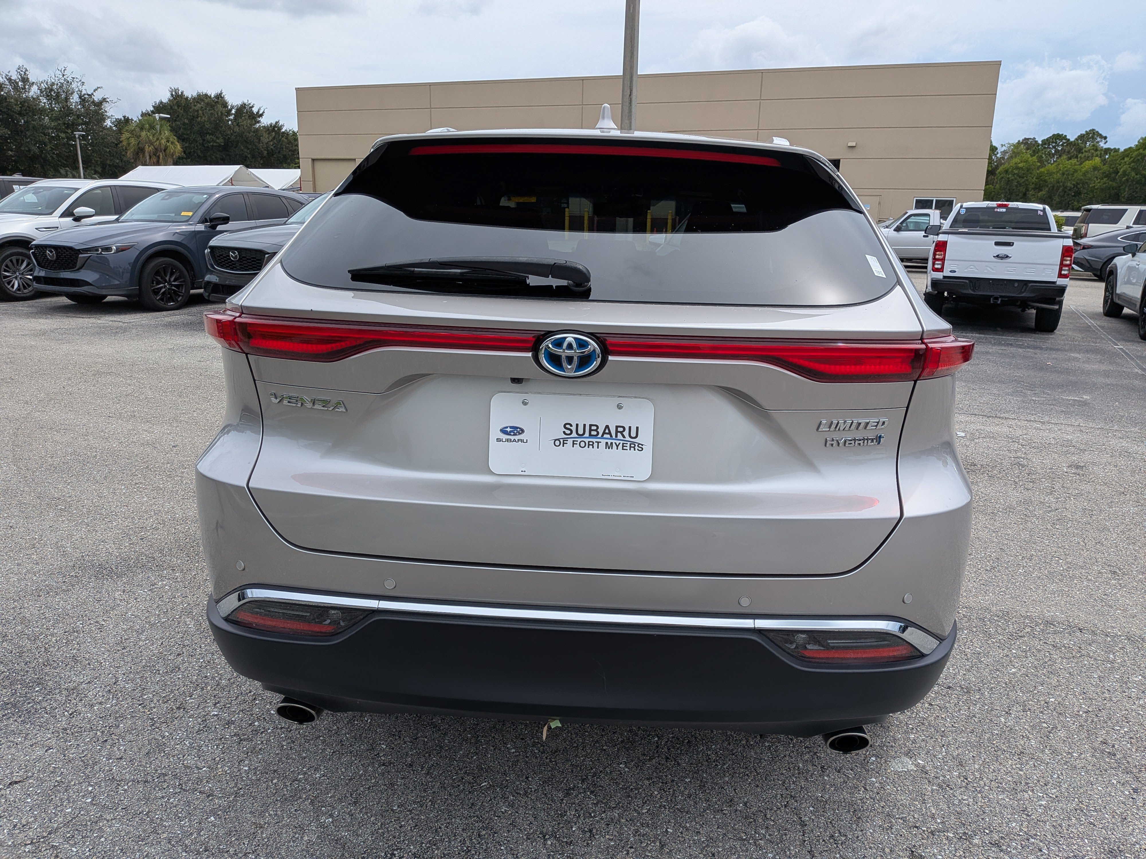 Used 2021 Toyota Venza Limited AWD/4WD image 5