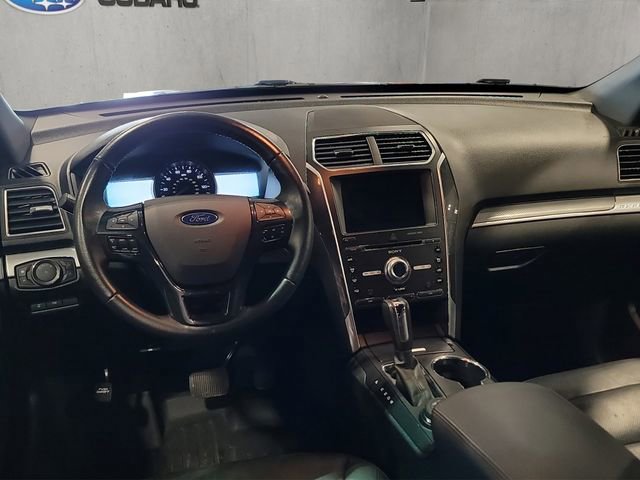 Used 2016 Ford Explorer Sport AWD/4WD image 2