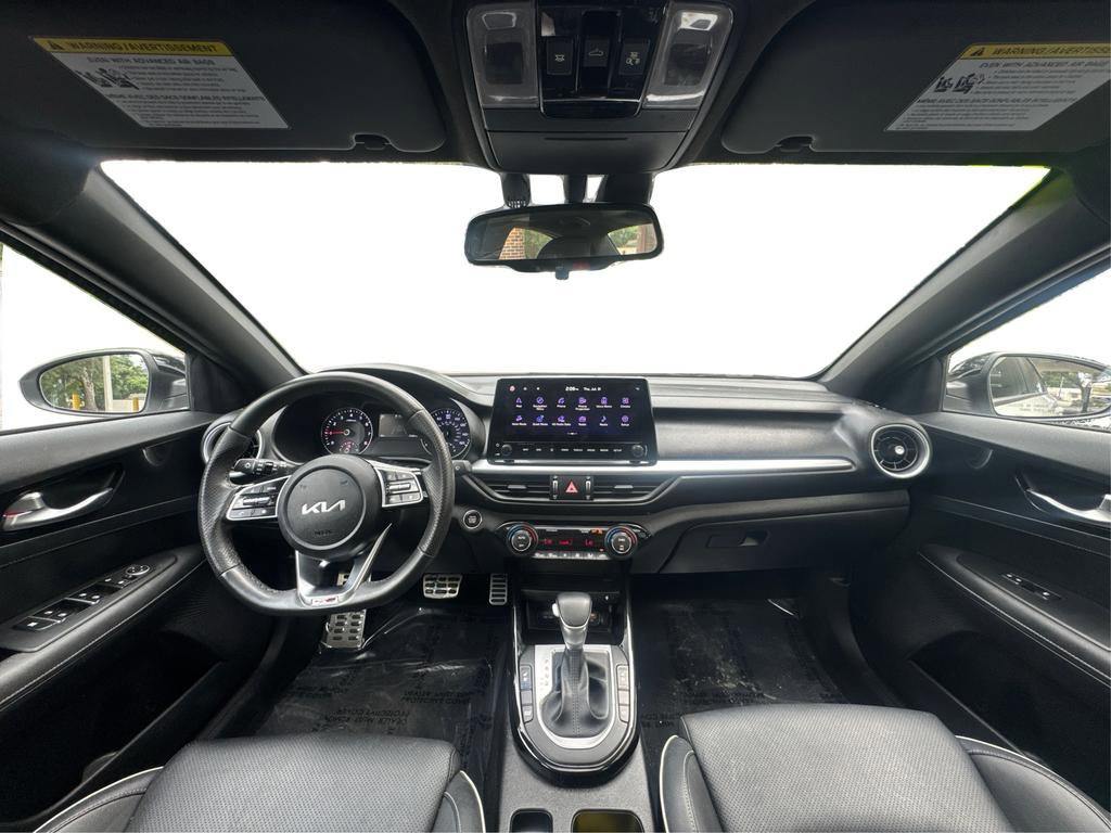 Used 2023 Kia Forte GT-Line w/ GT-Line Premium Package image 21